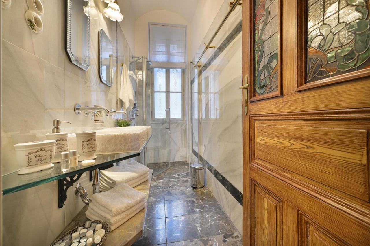 Apartman Dalia Janackovo Nabrezi Praga Exterior foto