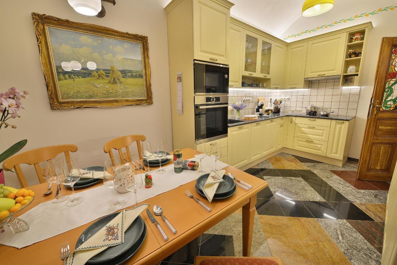 Apartman Dalia Janackovo Nabrezi Praga Exterior foto