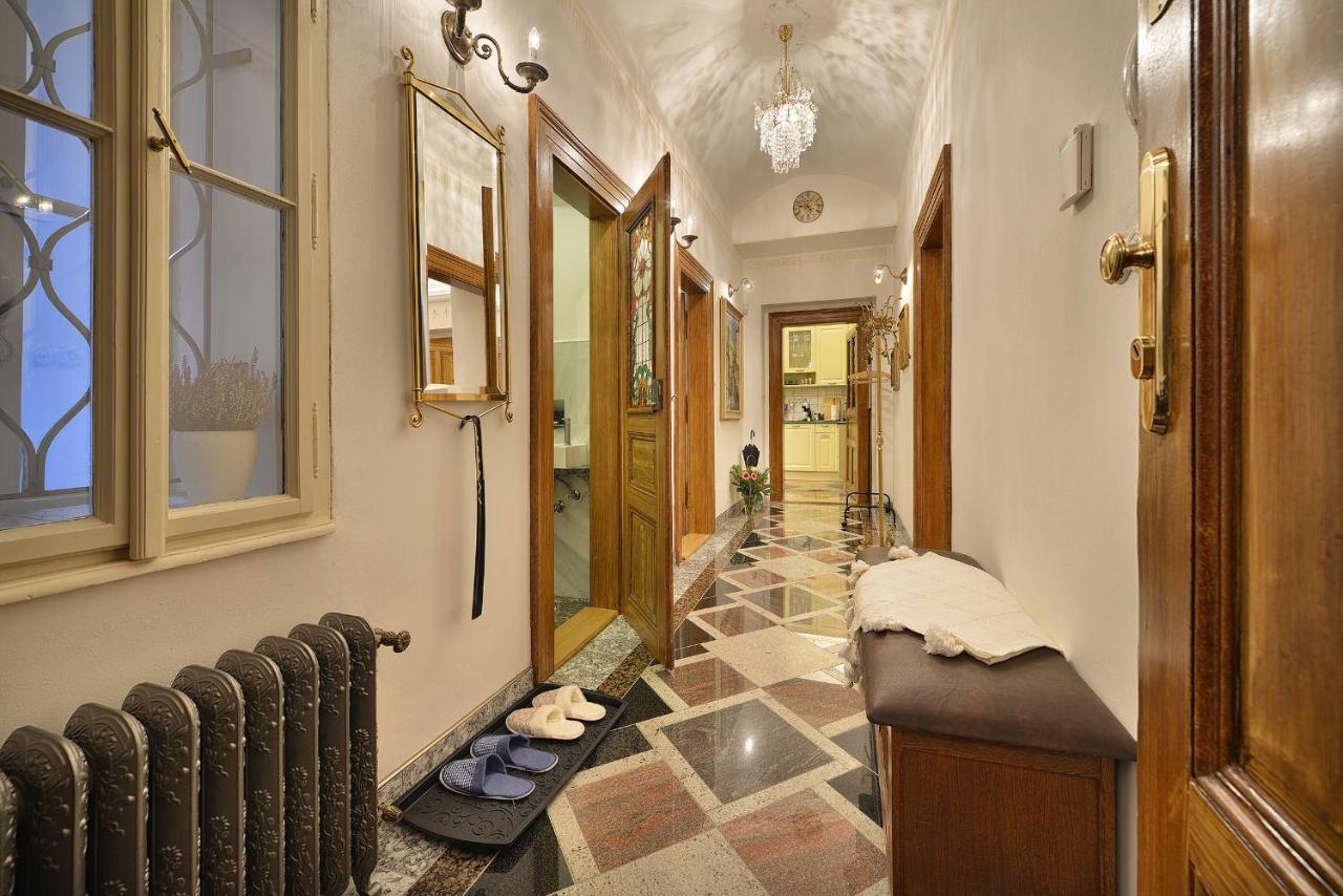 Apartman Dalia Janackovo Nabrezi Praga Exterior foto