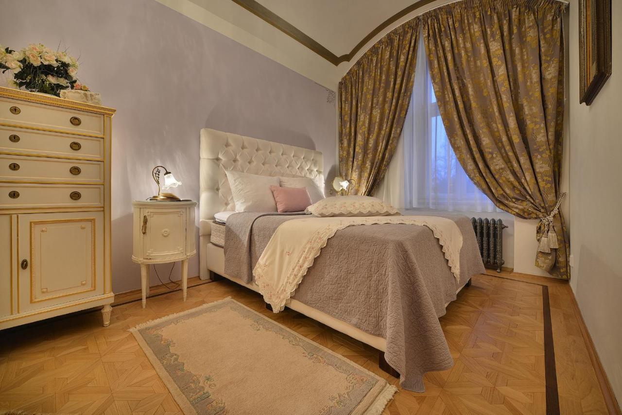 Apartman Dalia Janackovo Nabrezi Praga Exterior foto